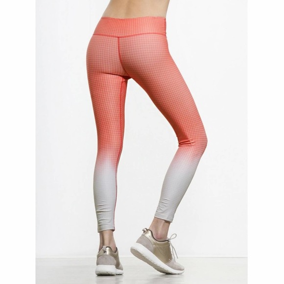 Carbon38 Vie Active Coral Ombre Grid Rockell Tight - Picture 3 of 7